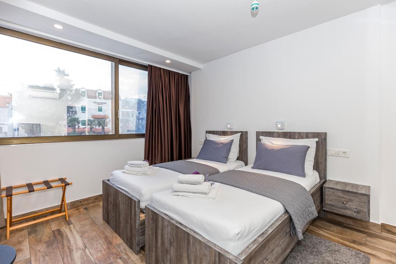 Apinelo Tower Rooms Split Eksteriør bilde